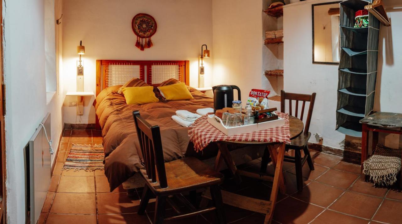 Casa De La Flia. Sanchez Bed & Breakfast Humahuaca Luaran gambar